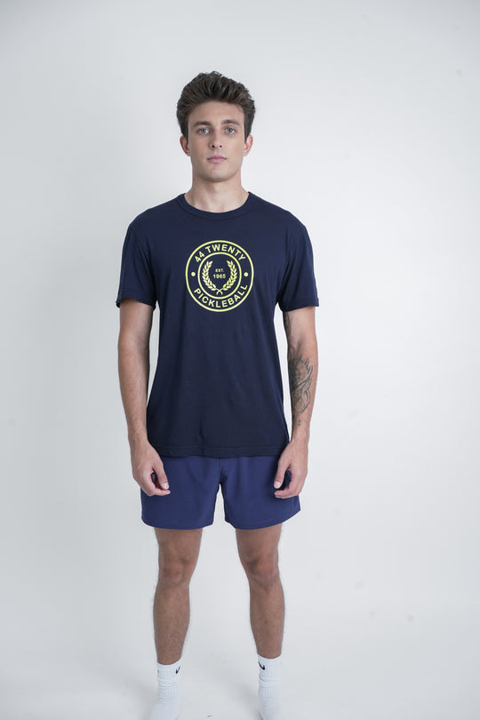 T-shirt - NOT SO BASIC in Navy